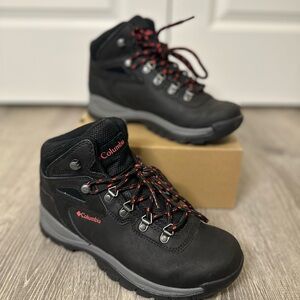 Columbia Women’s Black Hiking Boots